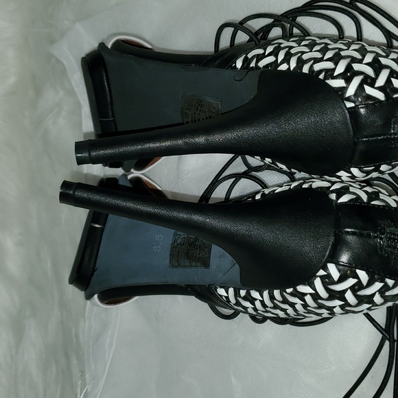 Jeffrey Campbell Roulette Heels - Picture 7 of 13